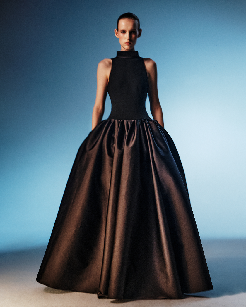 Crepe and satin maxi dress with a voluminous skirt