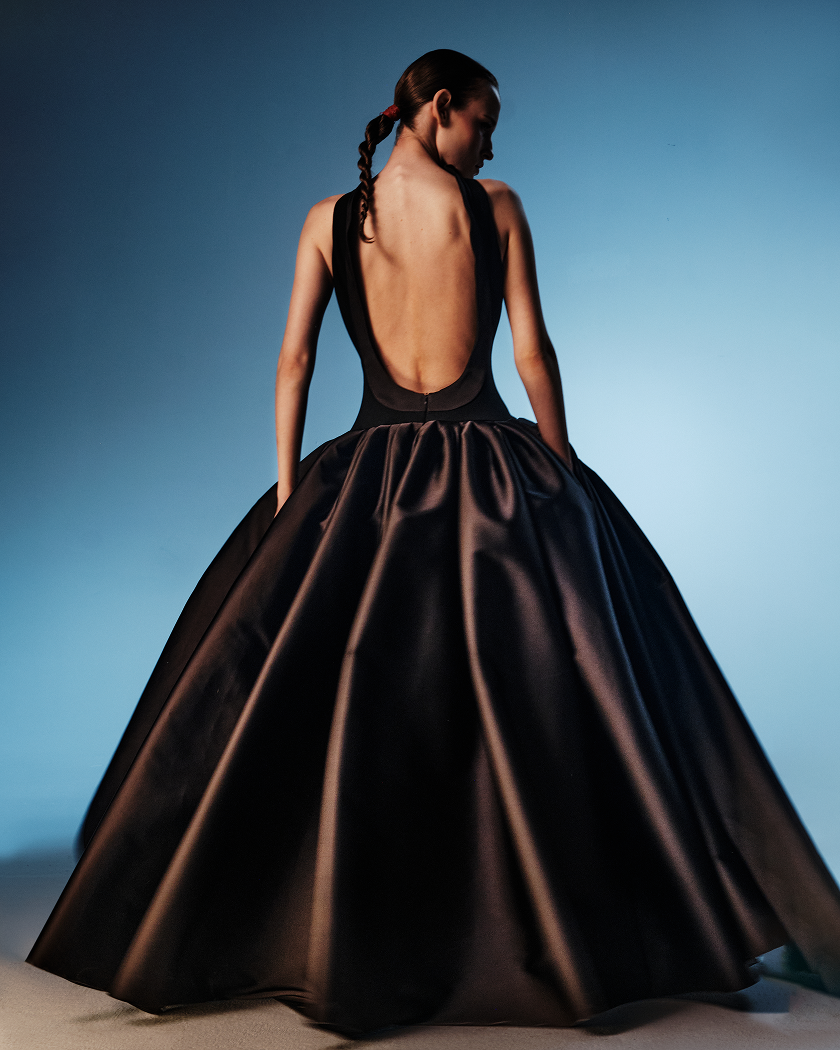 Crepe and satin maxi dress with a voluminous skirt