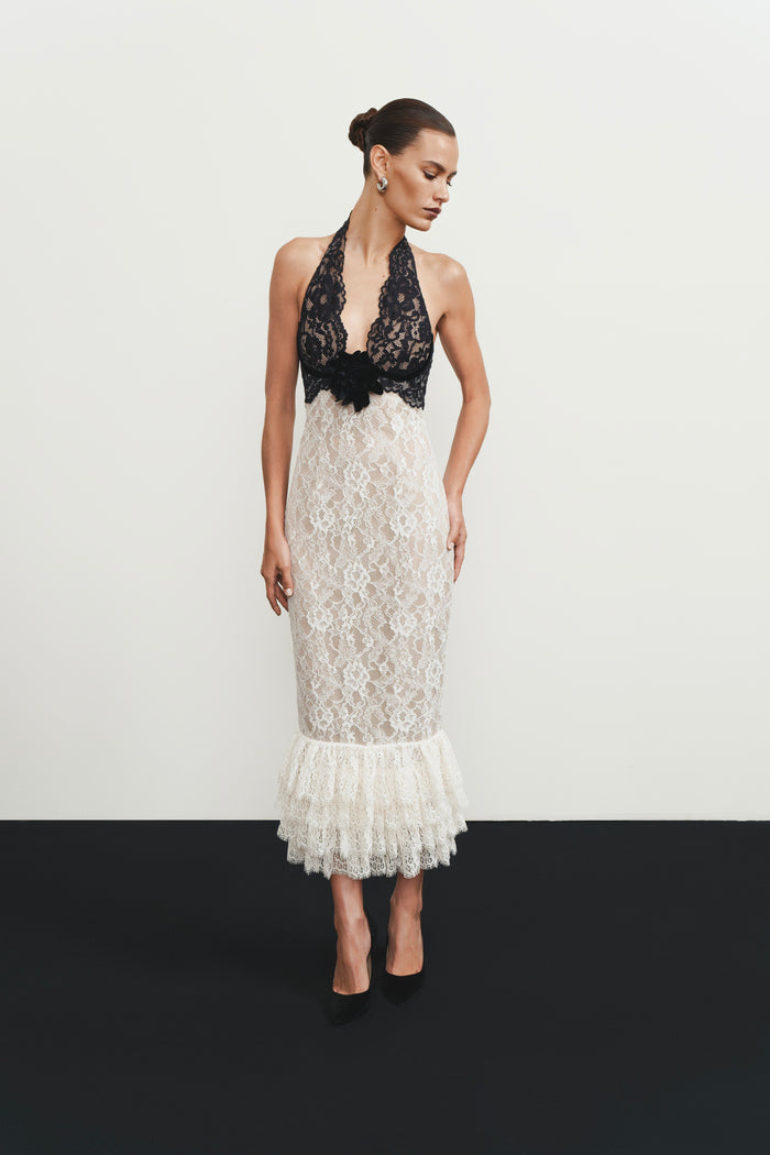 Lace midi dress with a flower