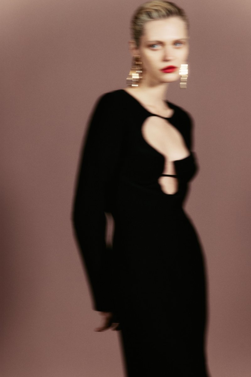 Crepe maxi dress with cutouts – Rasario