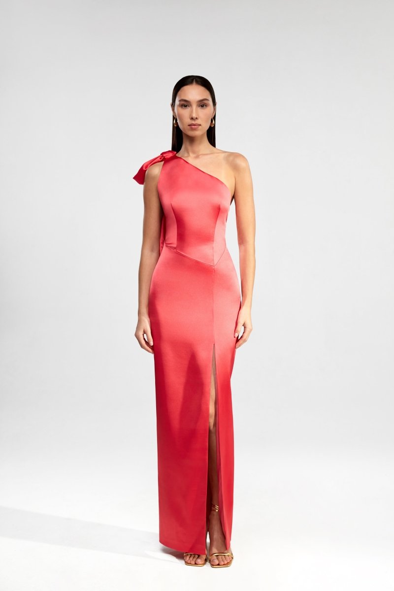 Assymetric satin maxi dress with bow and an open back – Rasario