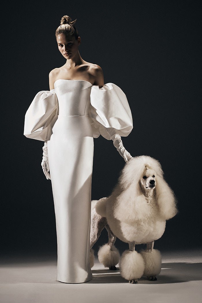 Satin gown with detachable voluminous sleeves and cape – Rasario