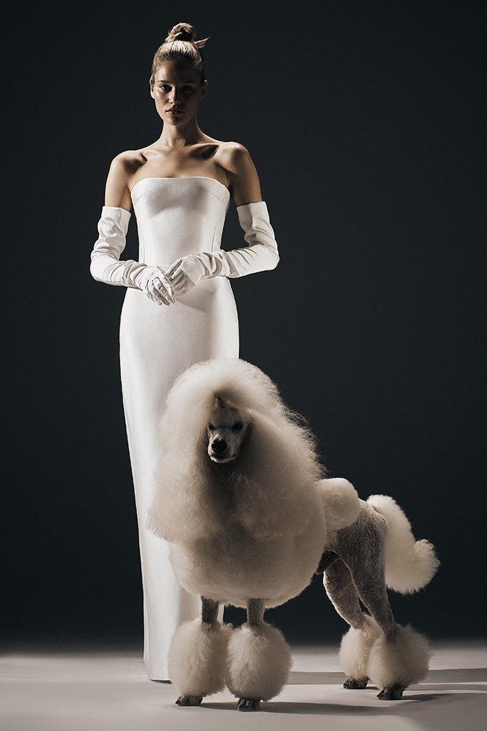 Satin gown with detachable voluminous sleeves and cape – Rasario