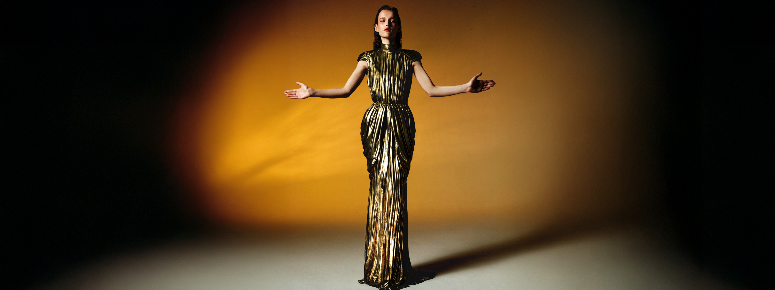 【Rasario】 Embellishedサテンガウン Rasario - Luxury Dresses for Women | Official Online Store