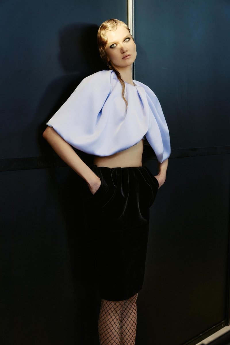 Draped cropped satin top – Rasario