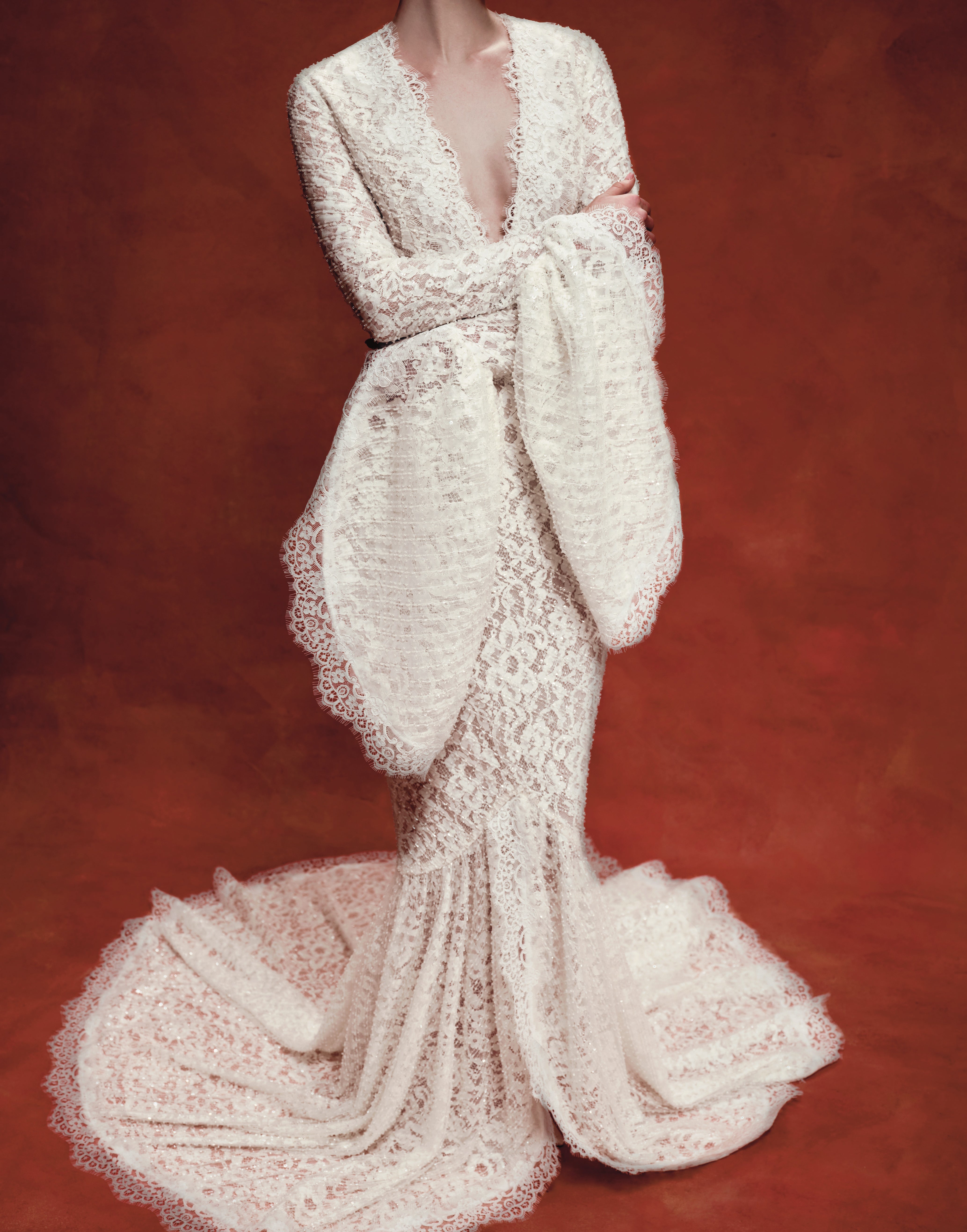 Maxi dress with a train and corded lace inserts