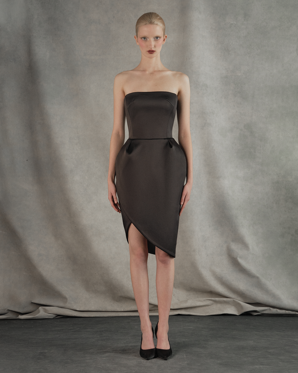 Satin mini dress with a voluminous skirt