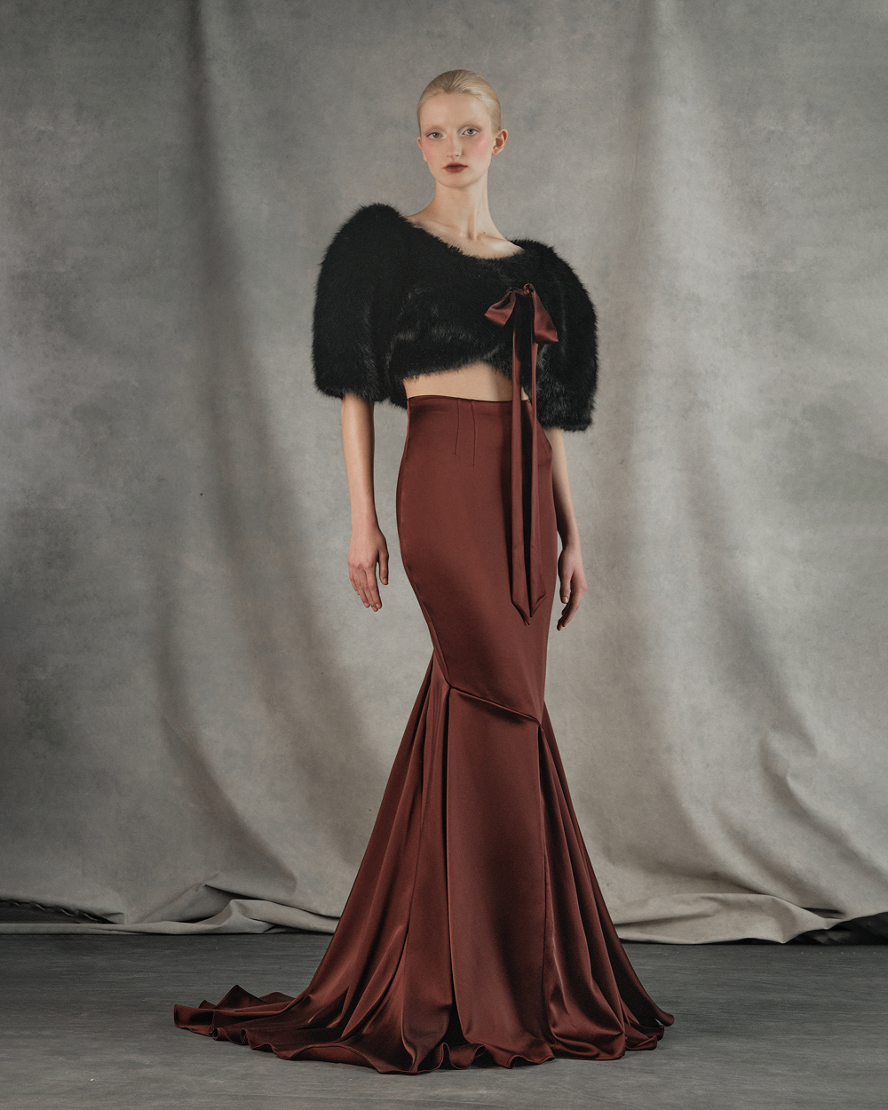 Cropped faux fur bolero  with a satin bow