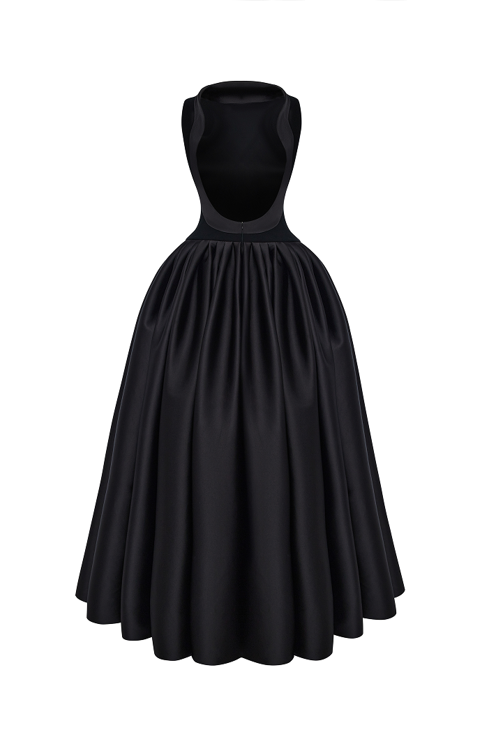 Crepe and satin maxi dress with a voluminous skirt