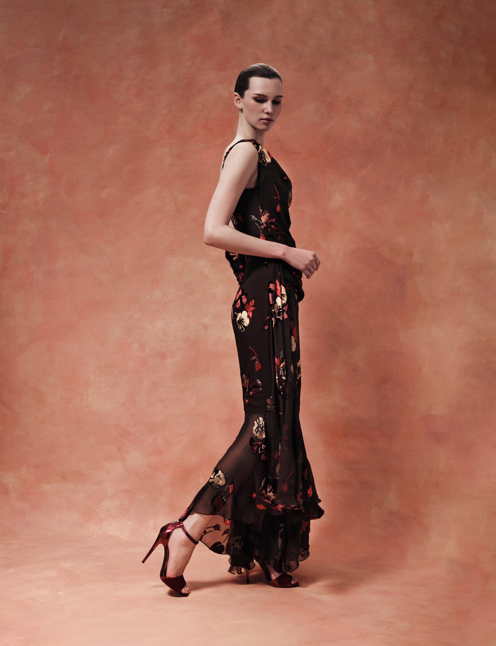 Midi corset dress made of panne velvet with an asymmetrical bodice