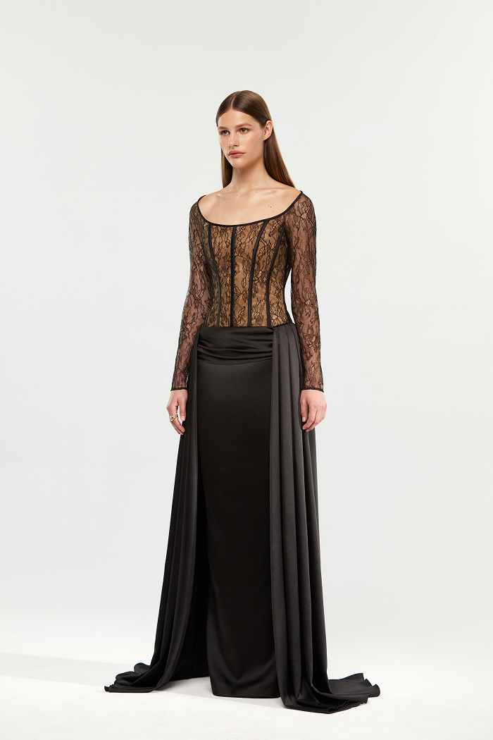 Lace and Satin Corset Gown Dress with A Train 46 (FR) / Black Lace and Satin Corset Gown Dress with A Train 46 (FR) / Black