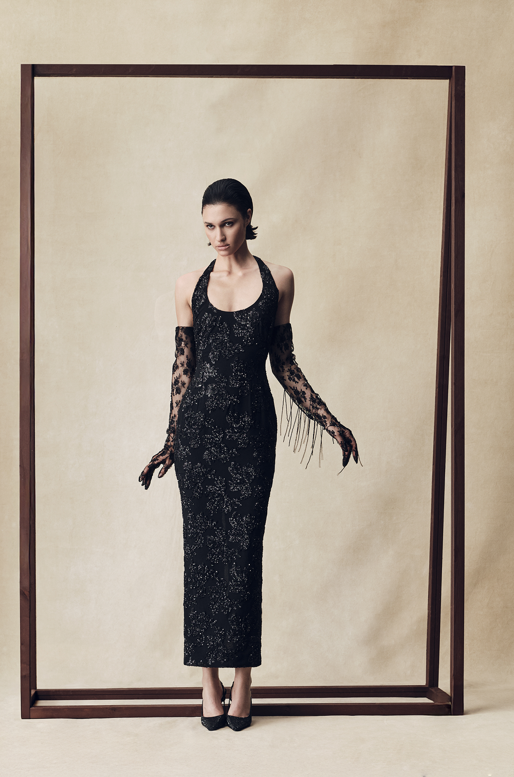 Sequin chiffon midi dress with halter neckline – Rasario