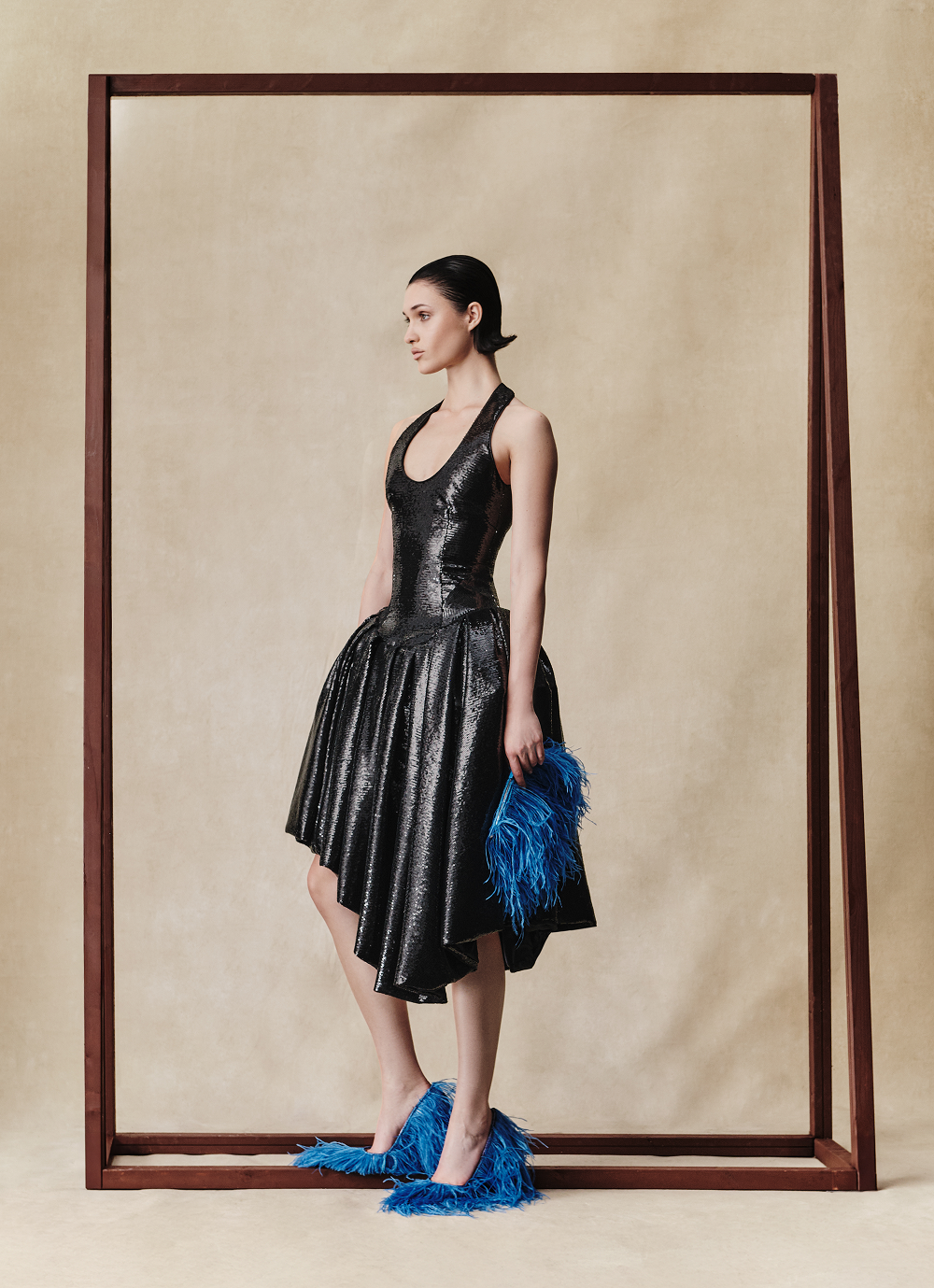 Sequin midi dress with asymmetric voluminous skirt – Rasario