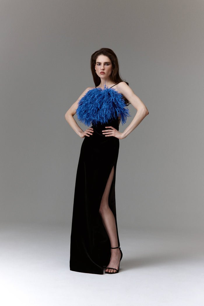 Crepe maxi feather-trimmed dress with a side slit – Rasario