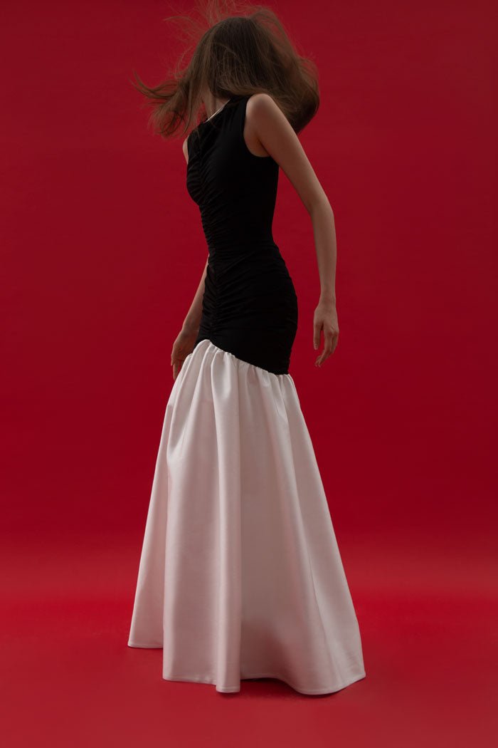 Draped satin and biflex gown with a train – Rasario