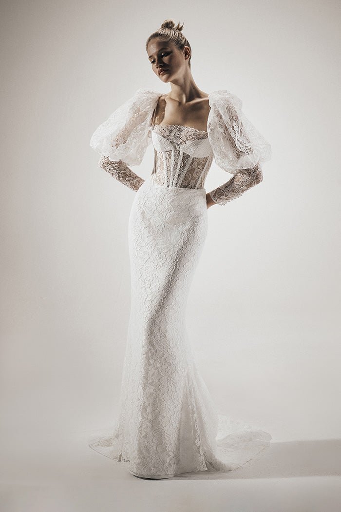 Lace corset maxi dress with voluminous sleeves and train – – RASARIO Online Boutique 36 (FR)