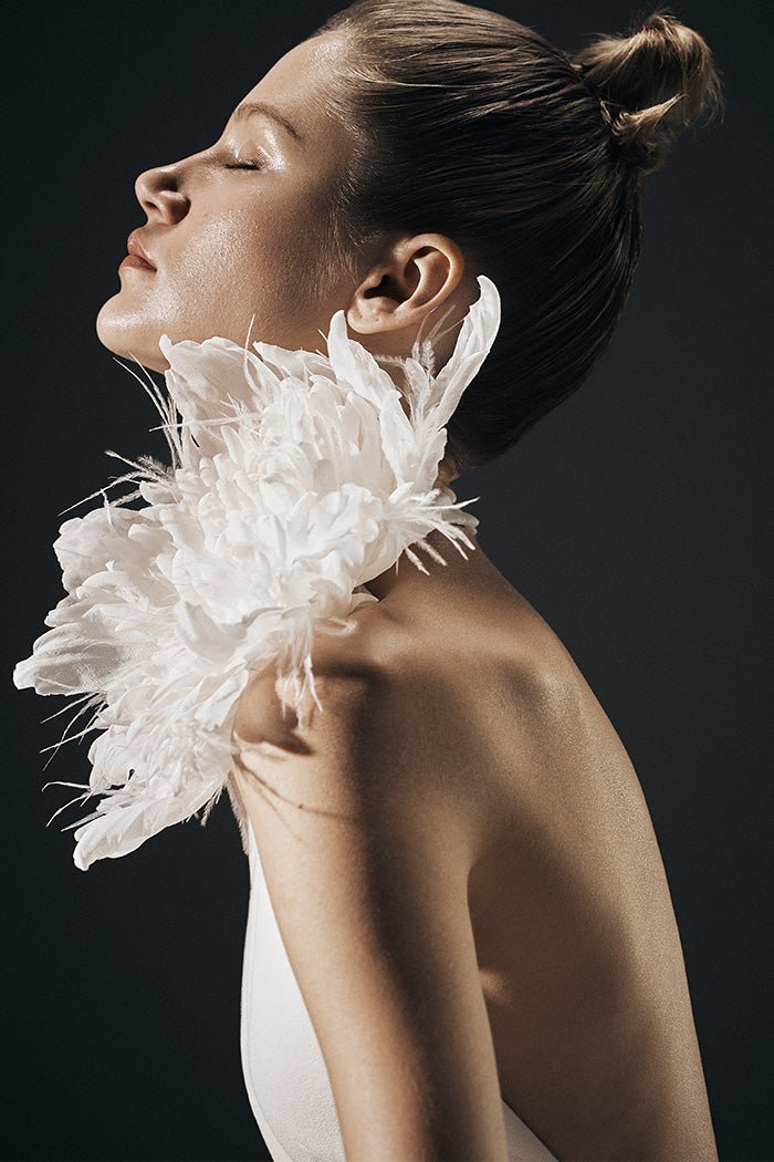 Silk flower brooch with fringes – Rasario