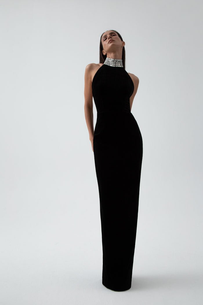 Velvet Maxi Dress with A Crystal Embellished Neck 46 (FR) / Black Velvet Maxi Dress with A Crystal Embellished Neck 46 (FR) / Black