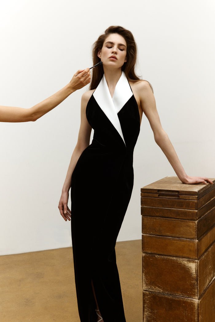 Velvet and Satin Maxi Dress with A Side Slit 36 (FR) / Black-White Velvet and Satin Maxi Dress with A Side Slit 36 (FR) / Black-White